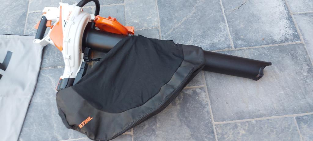 Stihl bladzuiger/blazer, Jardin & Terrasse, Souffleurs de feuilles, Stihl, Comme neuf, Batterie, Enlèvement