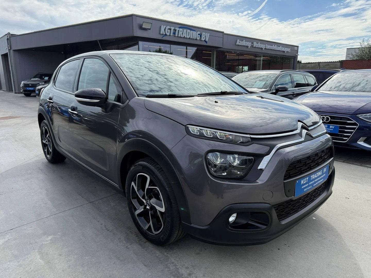 Citroën C3 1.2i 110PK SHINE AUTOMAAT NAVIGATIE CAMERA FULL, Auto's, Automaat, Gebruikt, 1199 cc, 1165 kg