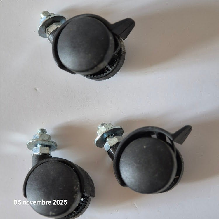 Lot de 4 roulettes dont 2  avec frein, Envoi