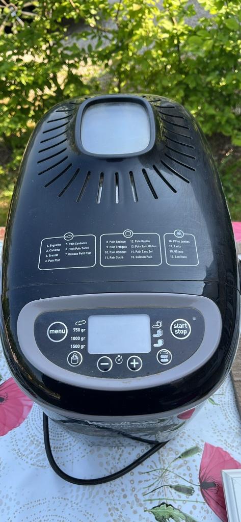 Broodbakmachine, Electroménager, Machines à pain, 800 à 1200 grammes de pâte, Enlèvement, Avec minuteur, Plus de 10 programmes