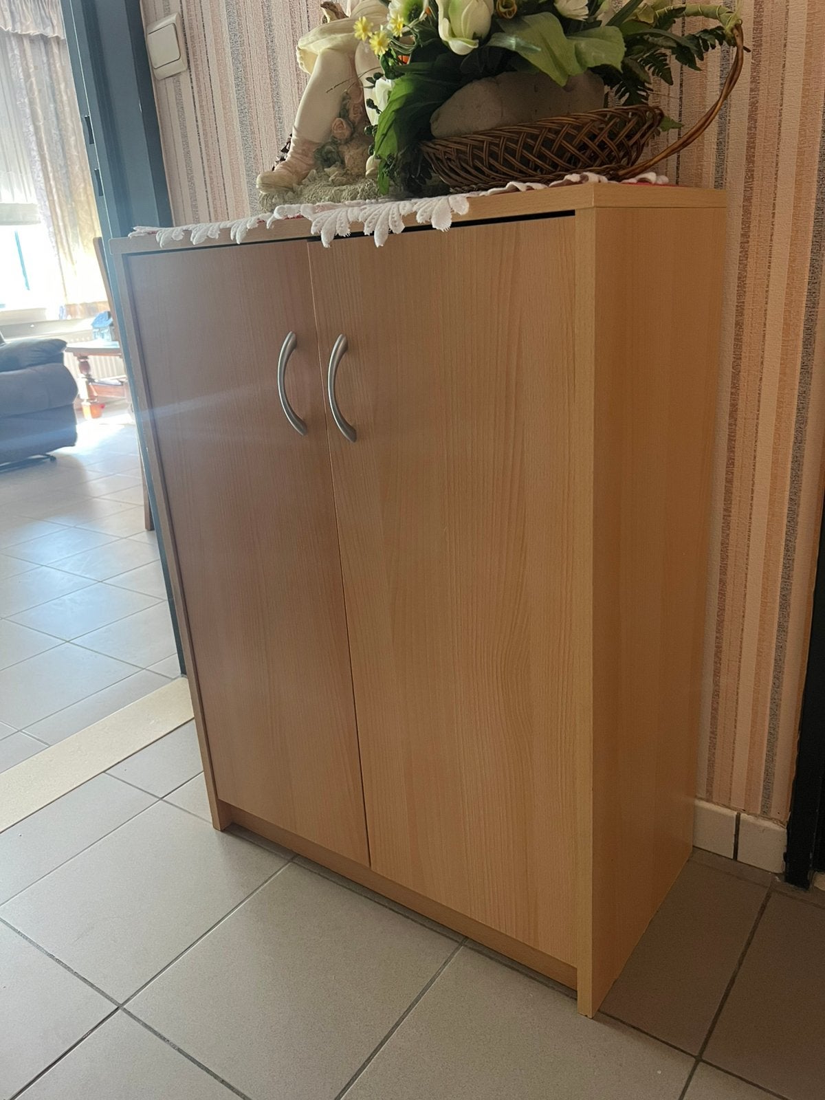 Houten bijzet kastje, Huis en Inrichting, Kasten | Ladekasten, Ophalen, Zo goed als nieuw