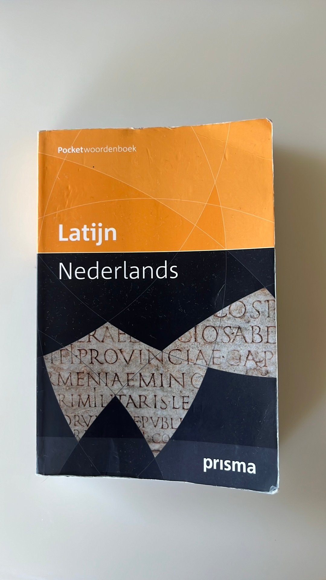 Woordenboek Latijn-Nederlands voor student middelbaar, Boeken, Ophalen of Verzenden, Zo goed als nieuw, Latijn