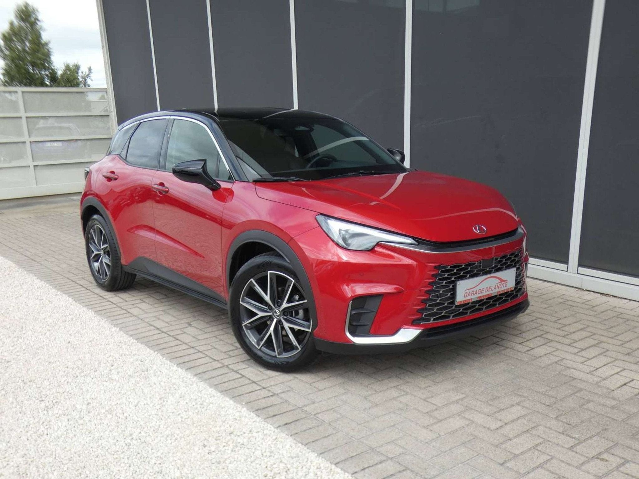 Lexus LBX Hybrid EMOTION +ZWART LEDER +Dodehoek +Zetelverwar, Zwart, Bedrijf, 5 zetels, 5 deurs