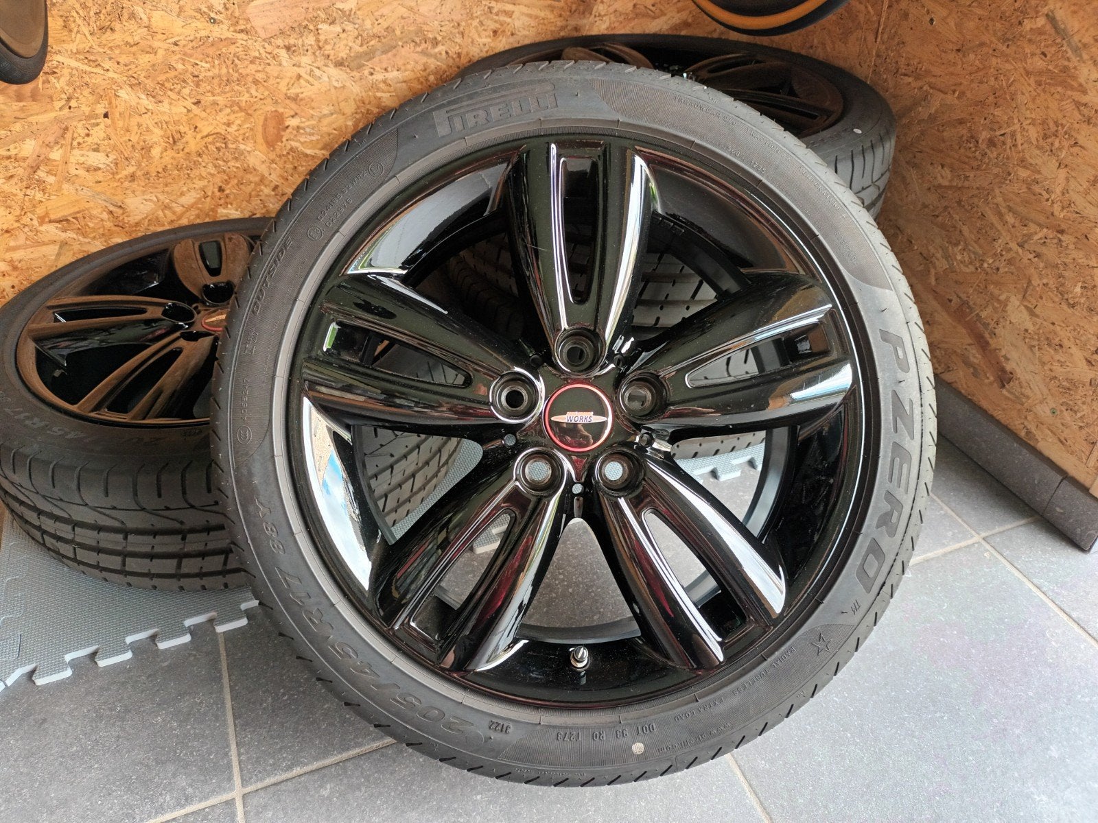 Originele Mini Cooper JCW 501 Track Spoke wielset in 17 inch, Autos : Pièces & Accessoires, Pneus et Jantes, Véhicule de tourisme