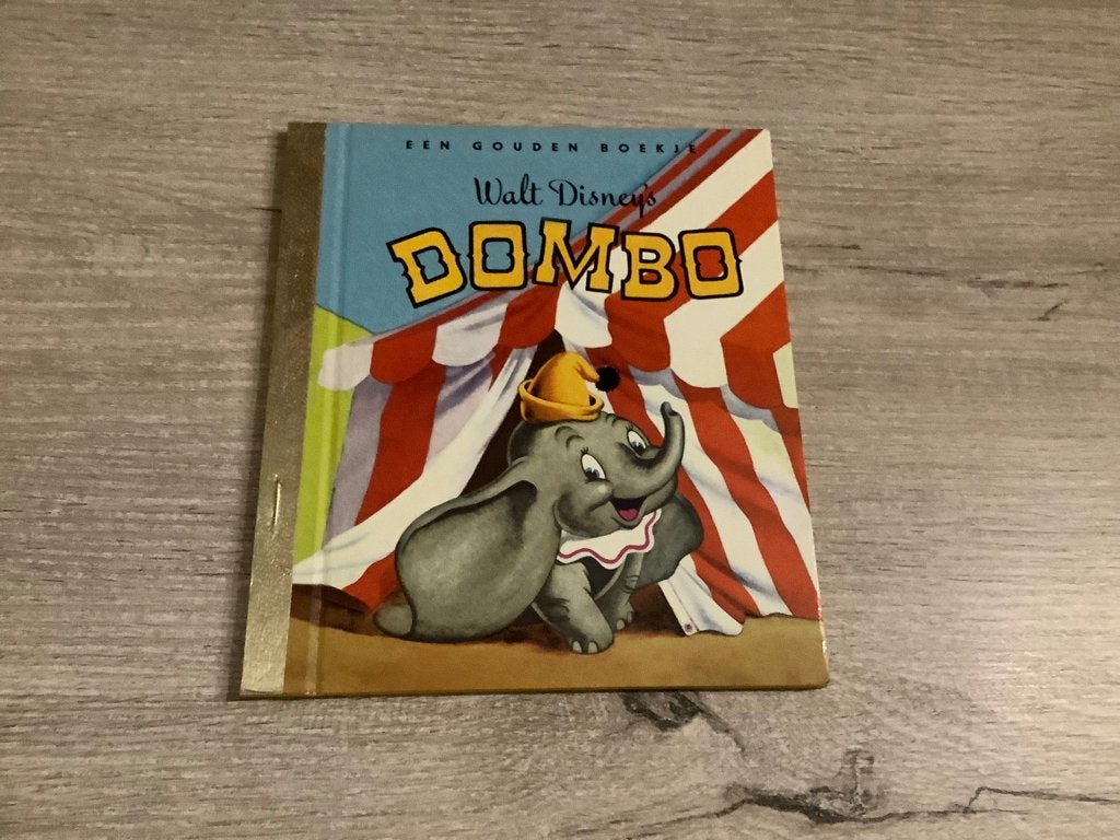 Le livre de contes doré de Disney Dumbo (2006), Garçon ou Fille, Enlèvement ou Envoi, Comme neuf, Contes (de fées)