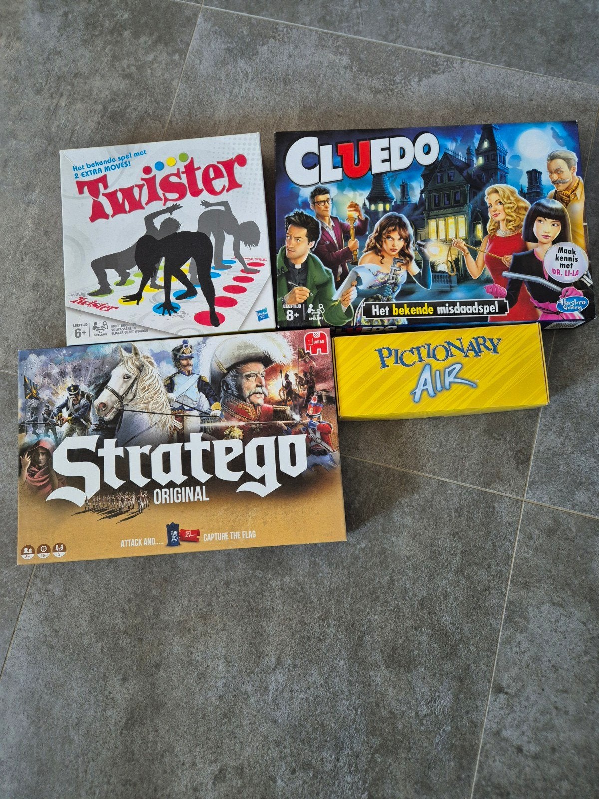 Gezelschapsspellen, Enlèvement