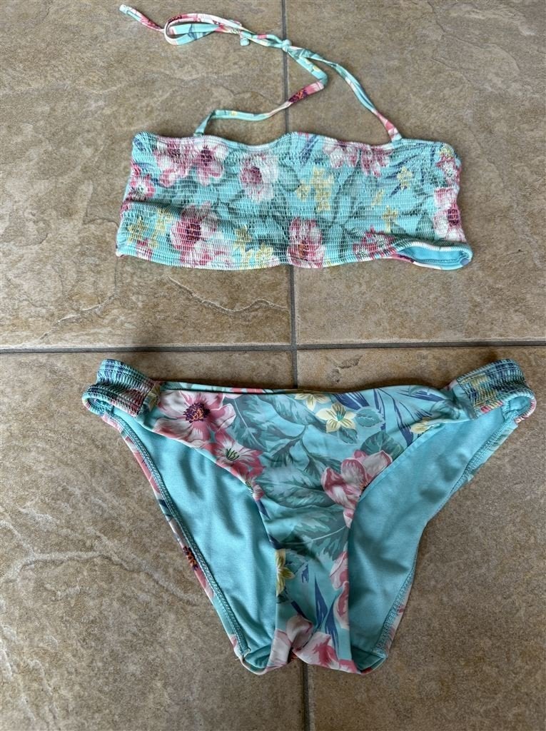 accessorize bikini top en broekje maat 36, Enfants & Bébés, Maillots de bain pour enfants, Comme neuf, Enlèvement ou Envoi