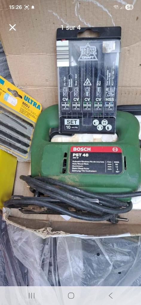 Scie sauteuse marque BOSCH avec 2 boîtes scies, Enlèvement ou Envoi