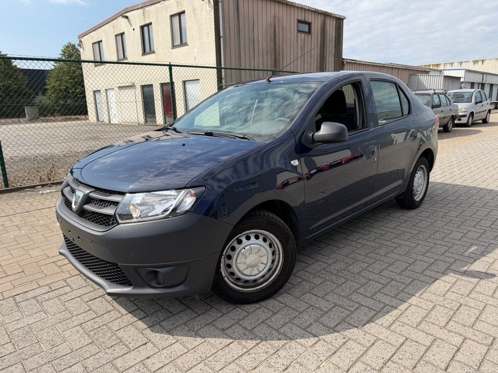 Dacia Logan Essential 1150cc essence, Euro 5, Entreprise, Boîte manuelle, Logan