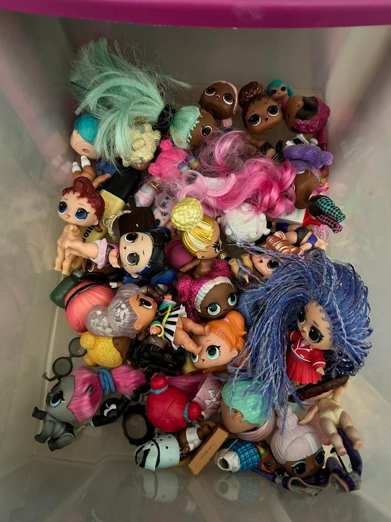 Des pouées lol, Enfants & Bébés, Jouets | Poupées, Enlèvement ou Envoi