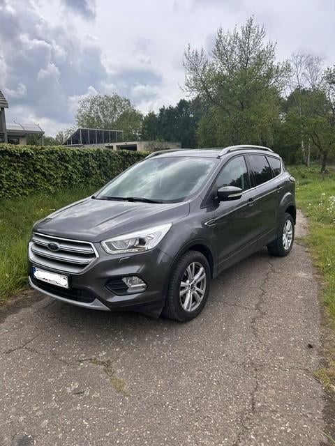 Ford Kuga 1.5TDCi, Voorwielaandrijving, Stof, 4 cilinders, Multifunctioneel stuurwiel
