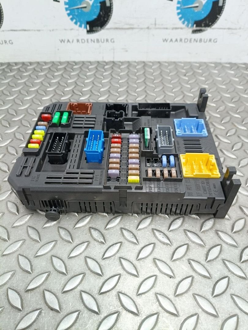 CITROEN C3 AIRCROSS ZEKERINGKAST 9819851480 2019, Ophalen of Verzenden, Gebruikt, ARN erkend