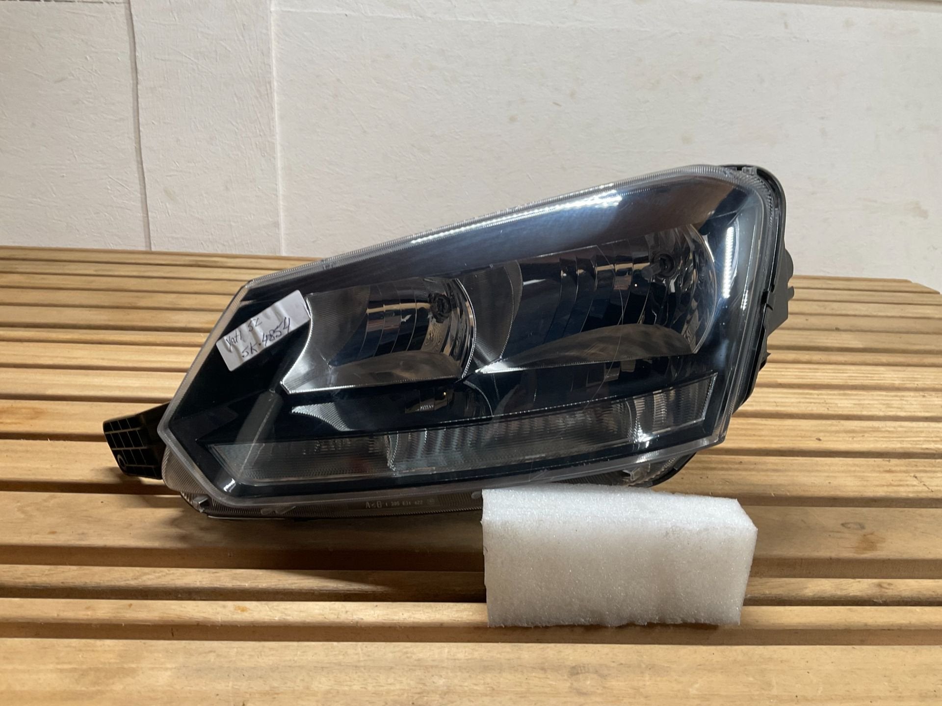 Koplamp Skoda Yeti 2014-2017 5L1 941 015 D SK-4854, Auto-onderdelen, Tr. Vaclava Klementa 869
293 01  Mlada Boleslav, CZ, Skoda