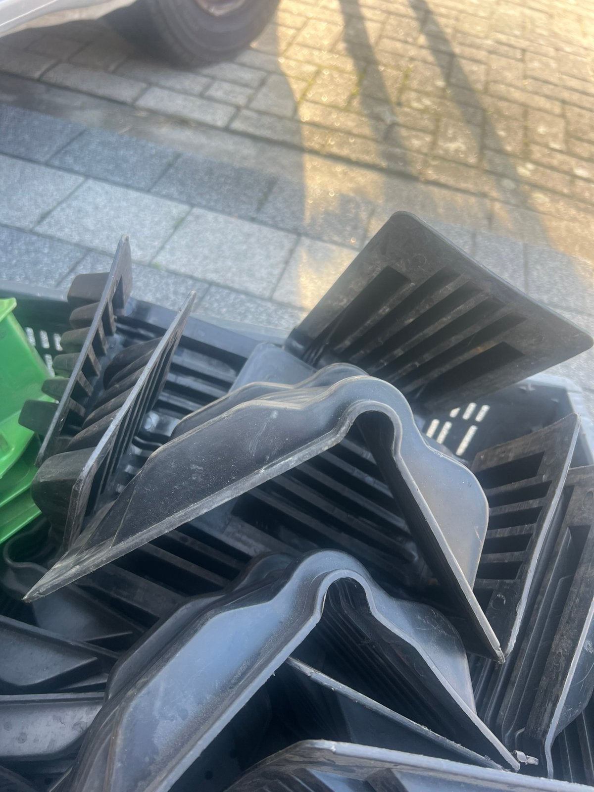 Coin plastique pour sangle, Enlèvement