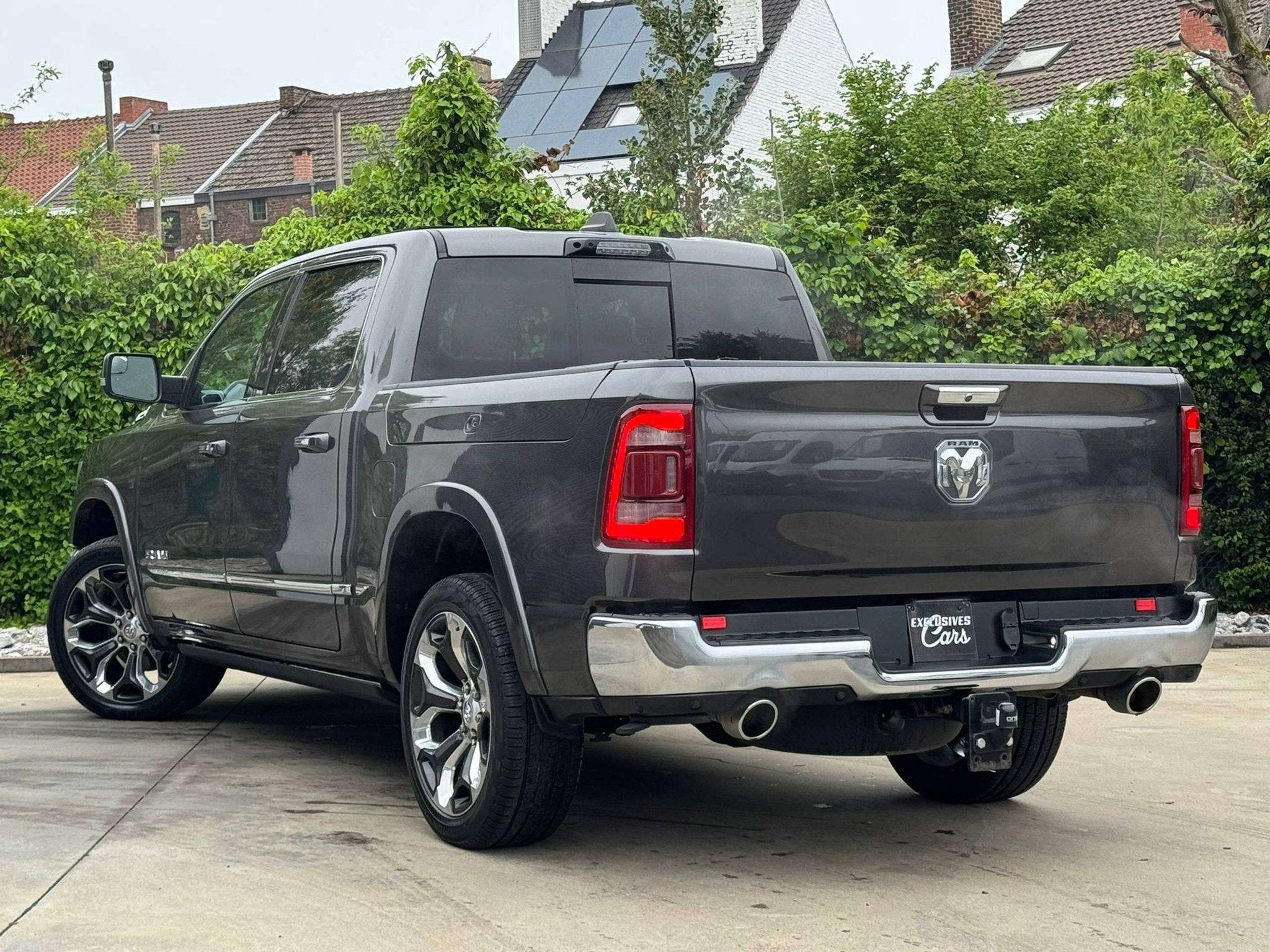 Dodge Ram 5.7 V8 LIMITED LPG PANO HEAD UP CAMERA GPS RAM BOX, Autos, Cuir, Achat, Euro 6, Noir