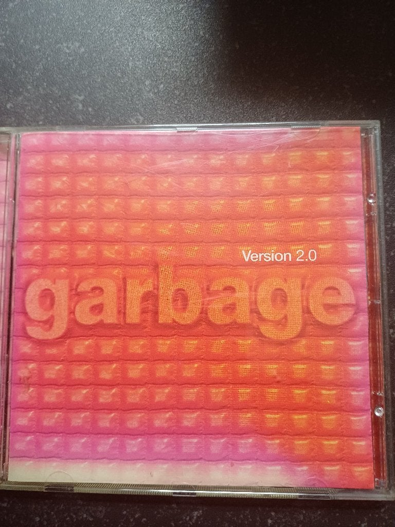 Cd : Garbage : Version 2, CD & DVD, CD | Rock, Enlèvement ou Envoi, Comme neuf, Pop rock, Album