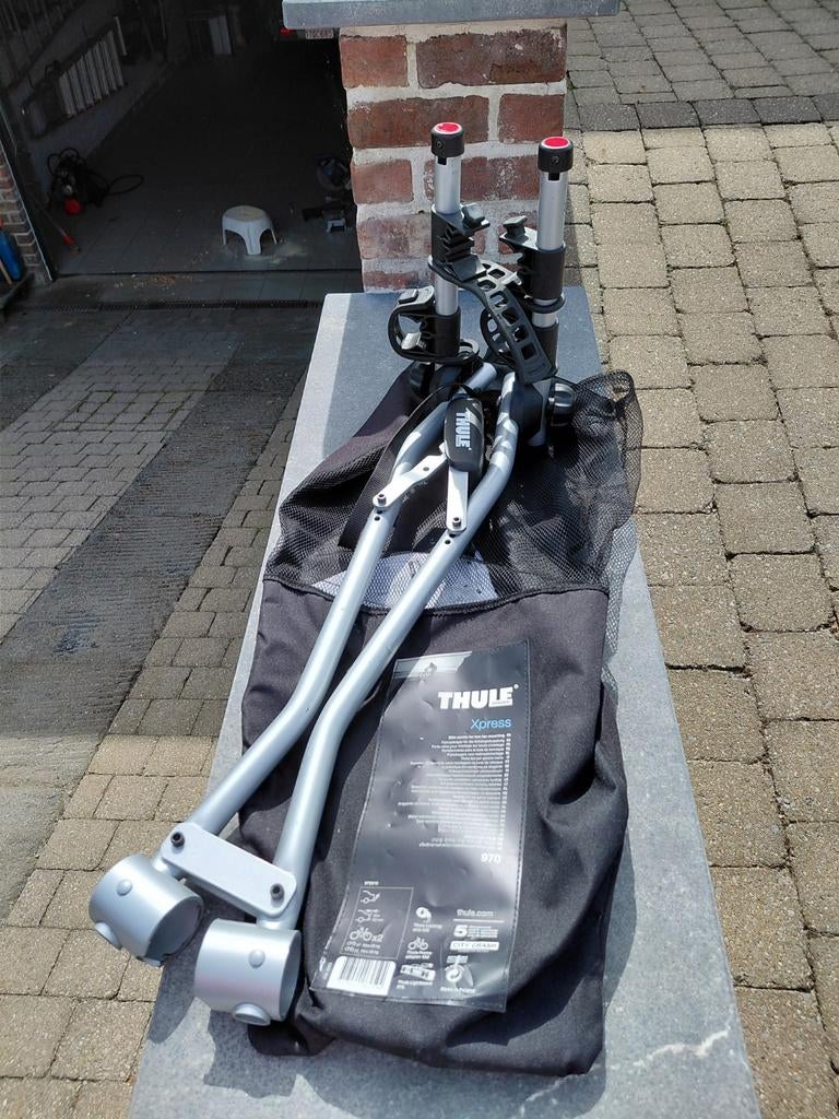 Fietsendrager met lichtbaar, Ophalen, 2 fietsen