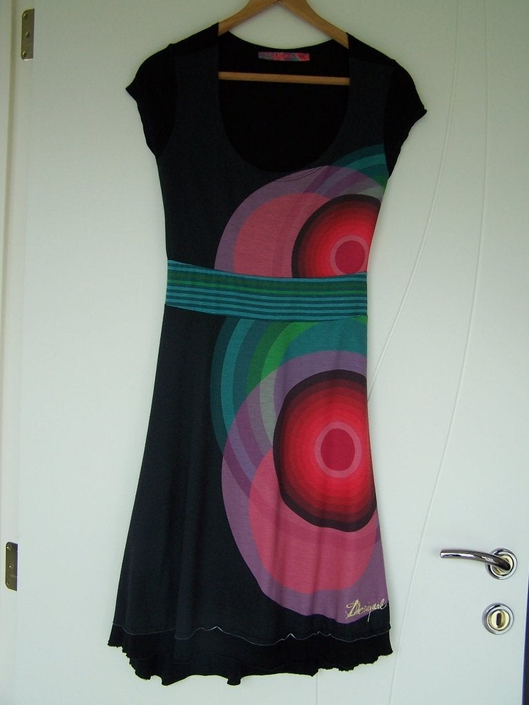 Desigual jurk maat 36 – kleurrijk & vrouwelijk model, Overige kleuren, Ophalen of Verzenden, Knielengte, Gedragen