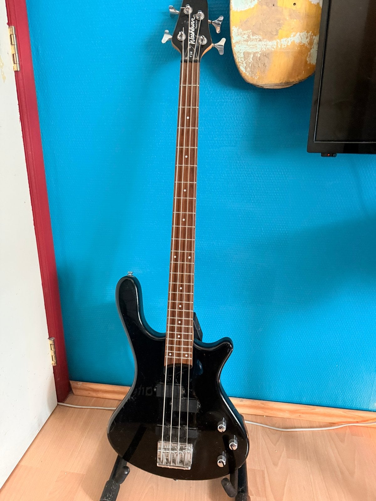 Wasburn T14 Bass gitaar, Muziek en Instrumenten, Ophalen, Gebruikt
