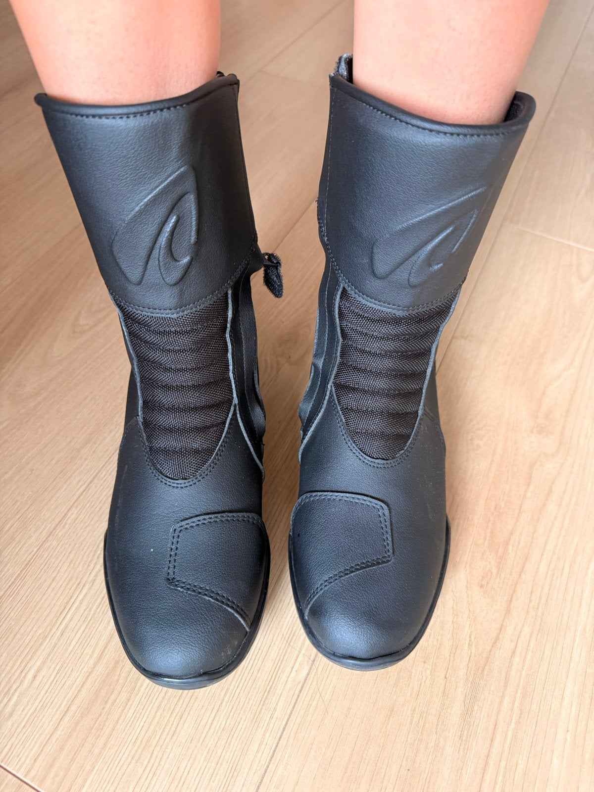Botte moto, Enlèvement, Gants