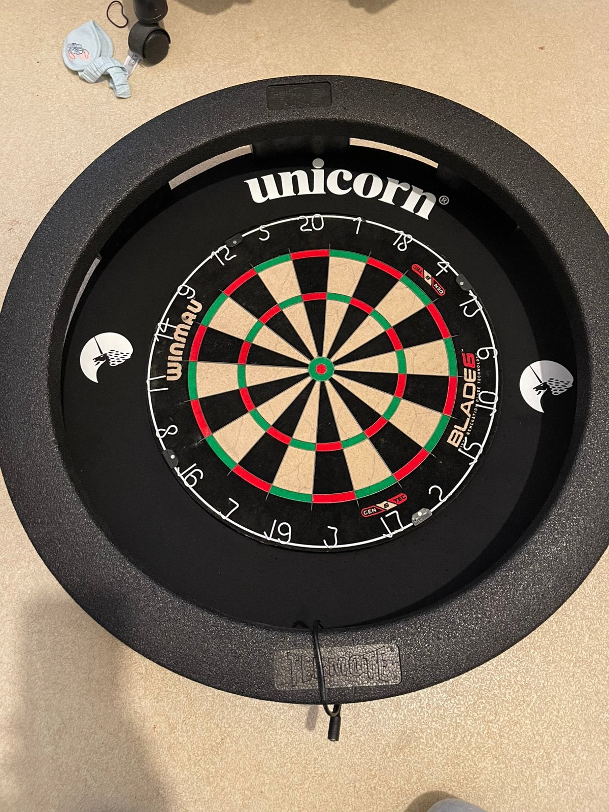 darts set te koop, Sport en Fitness, Darts, Ophalen of Verzenden, Zo goed als nieuw, Pijlen