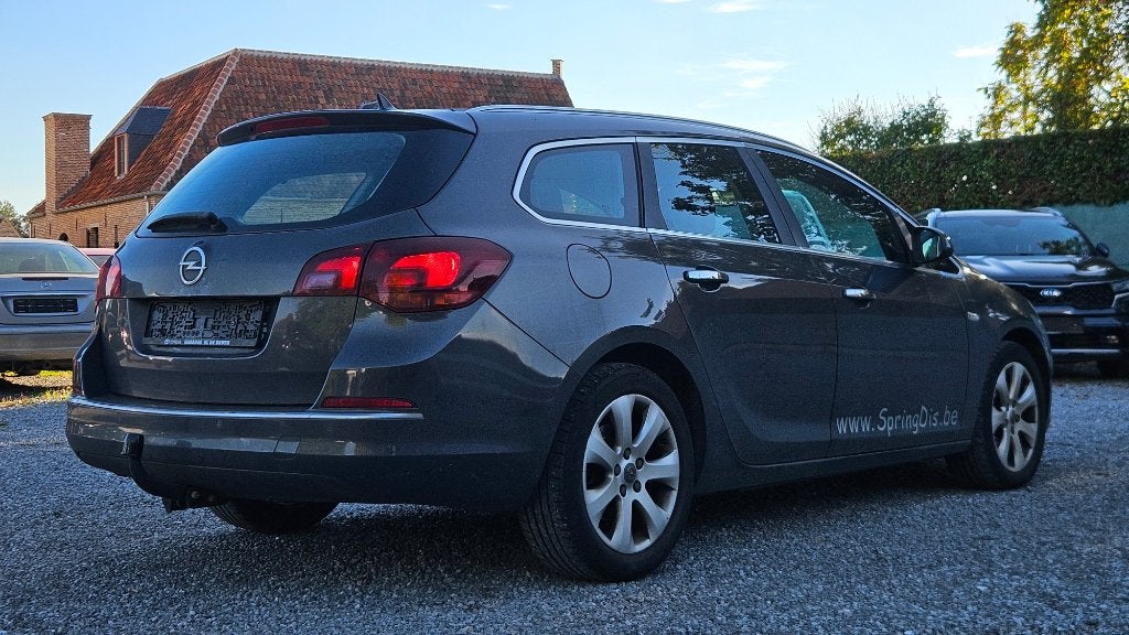 Opel Astra 2013 -1,7Diesel -E5 -Airco, Euro 5, Bedrijf, Diesel, https://public.car-pass.be/vhr/282cc5f5-5b90-4165-8b6c-4886c2ebb45b