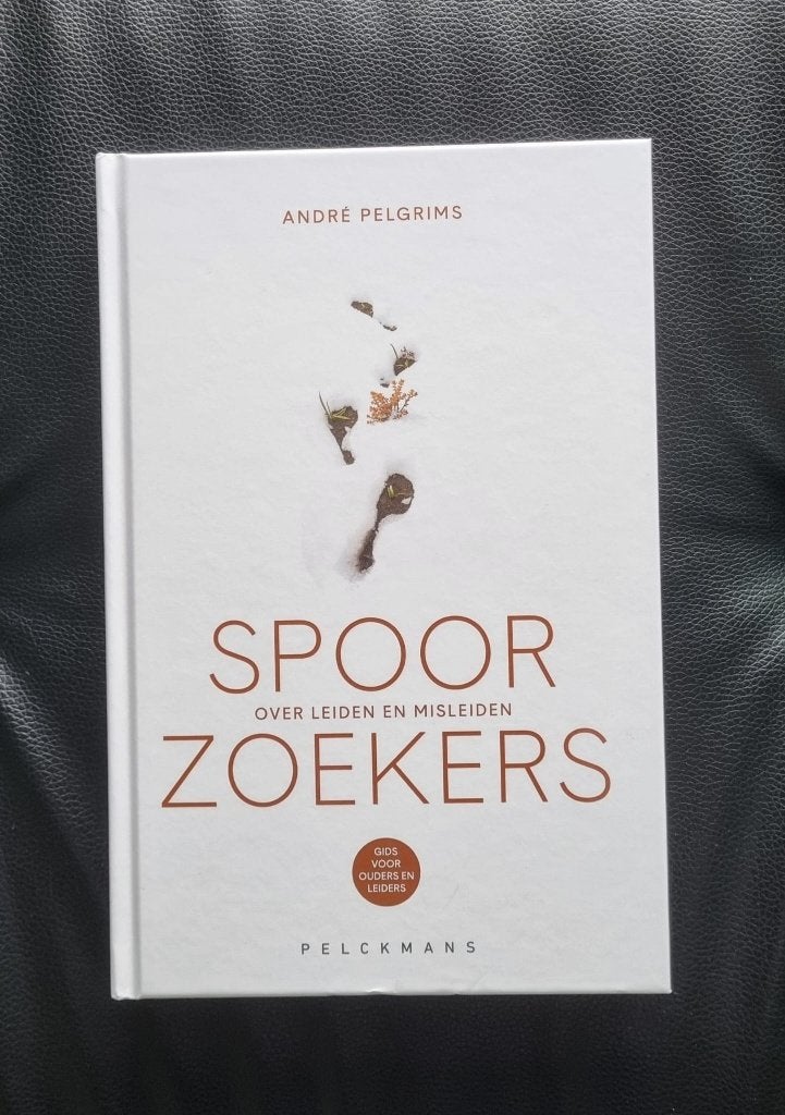 Spoorzoekers, André Pelgrims over leiden en misleiden, Boeken, Verzenden, Maatschappij en Samenleving, Nieuw, André Pelgrims