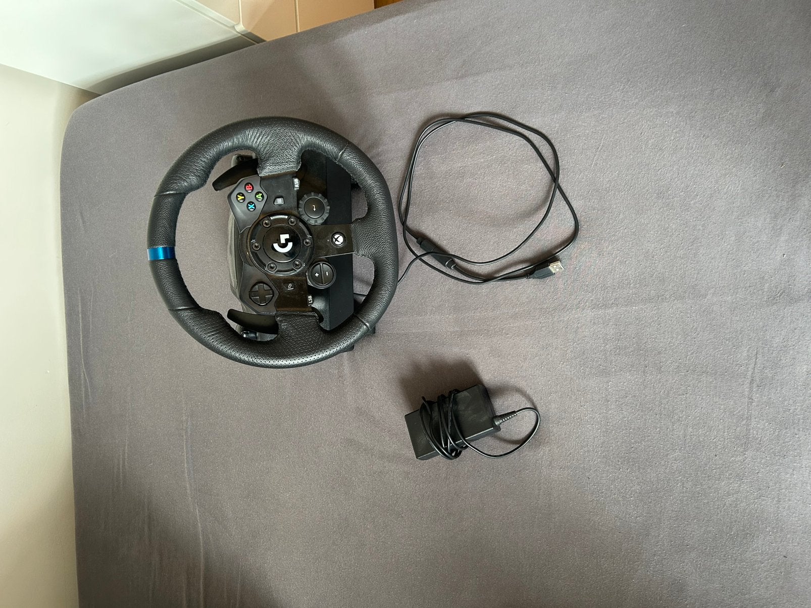 Manette de vitesses Logitech 923 +, Consoles de jeu & Jeux vidéo, Consoles de jeu | Xbox | Accessoires, Enlèvement, Comme neuf
