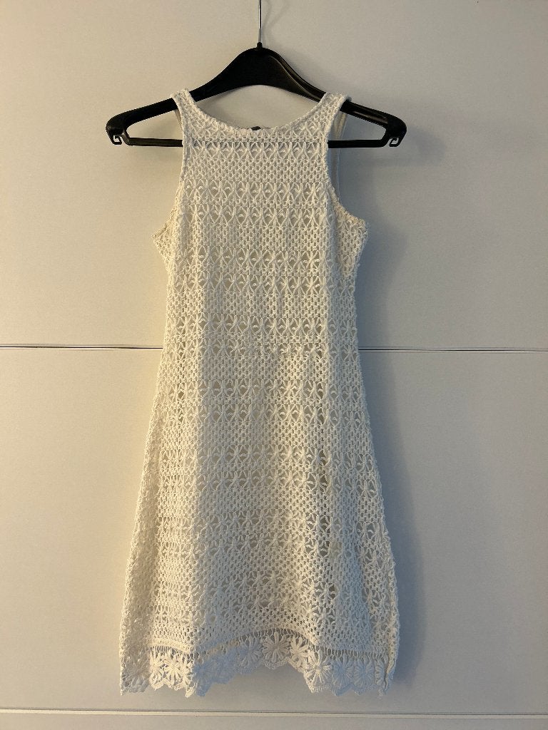 Lipsy Limited wit gehaakte jurk, Kleding | Dames, Maat 38/40 (M), Wit, Ophalen of Verzenden, Zo goed als nieuw