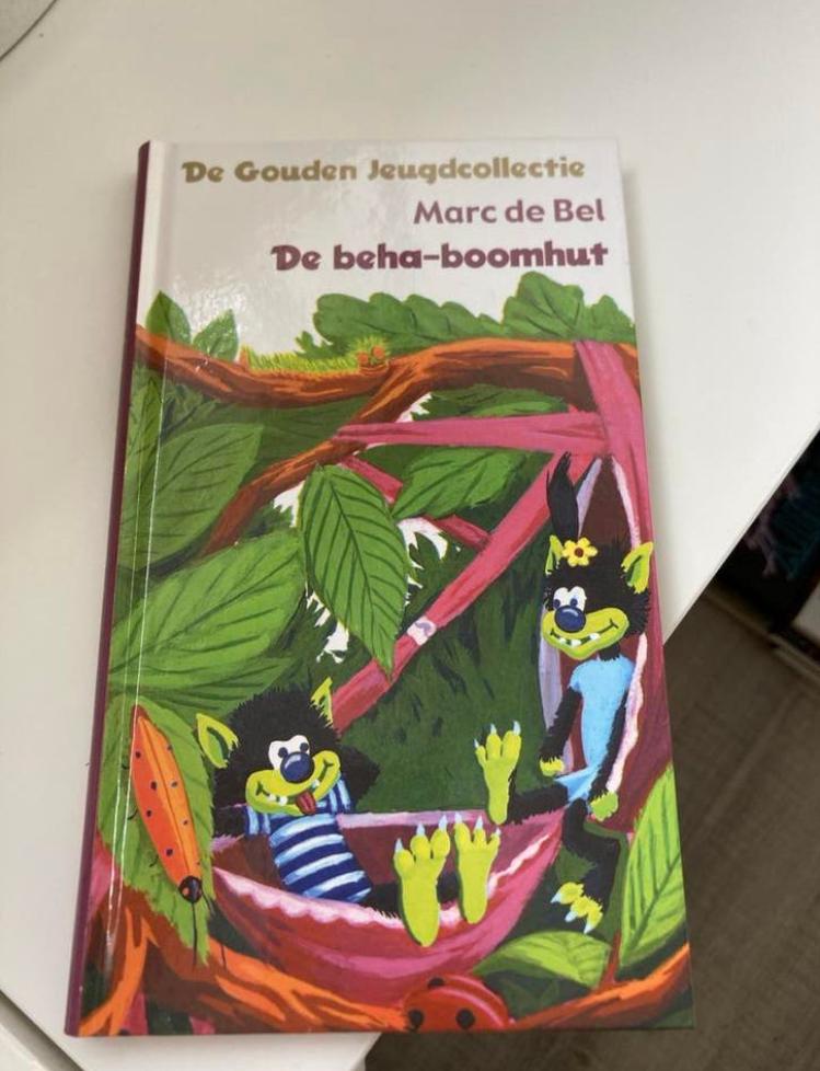 De beha-boomhut - De Gouden Jeugdcollectie, Boeken, Ophalen of Verzenden, Zo goed als nieuw