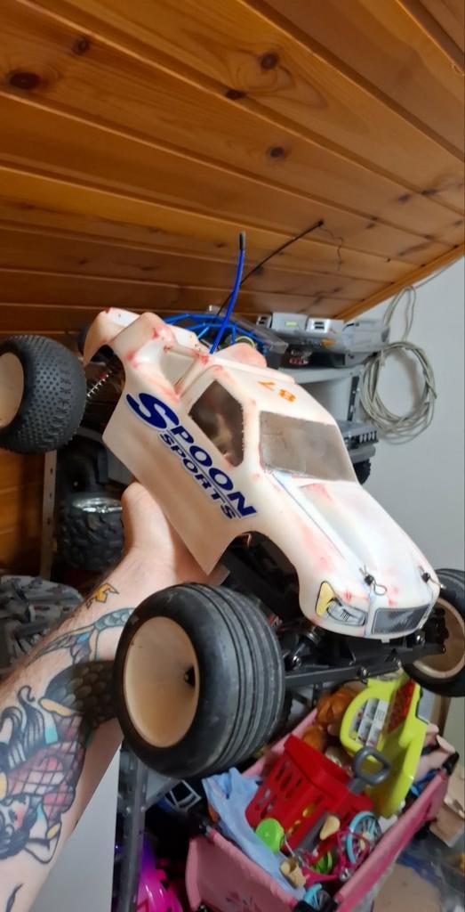 Thunder tiger at10es, Hobby en Vrije tijd, Ophalen