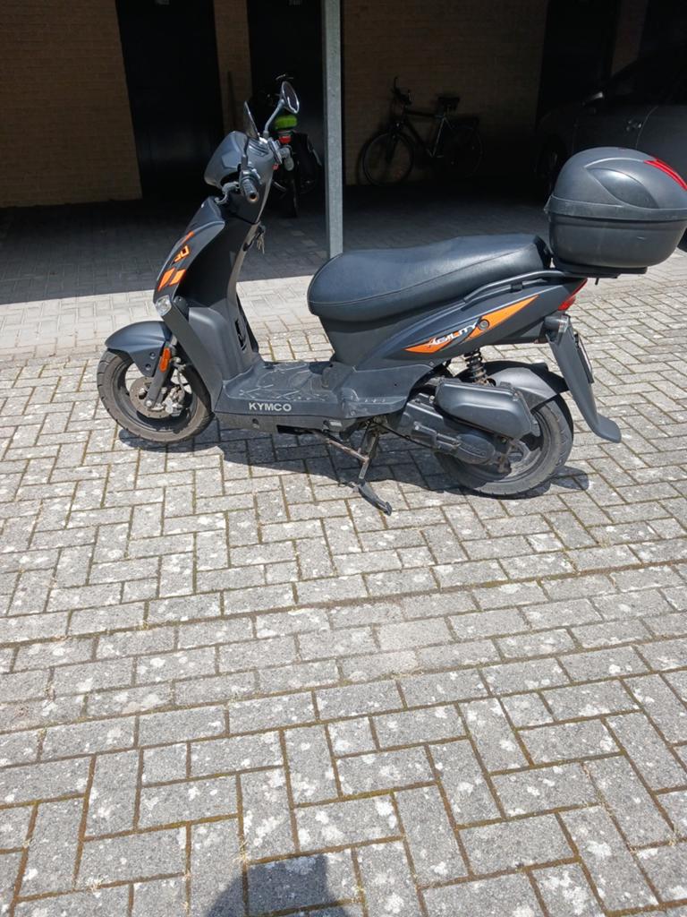 Scooter kymco, Fietsen en Brommers, Scooters | Kymco, Ophalen, Agility