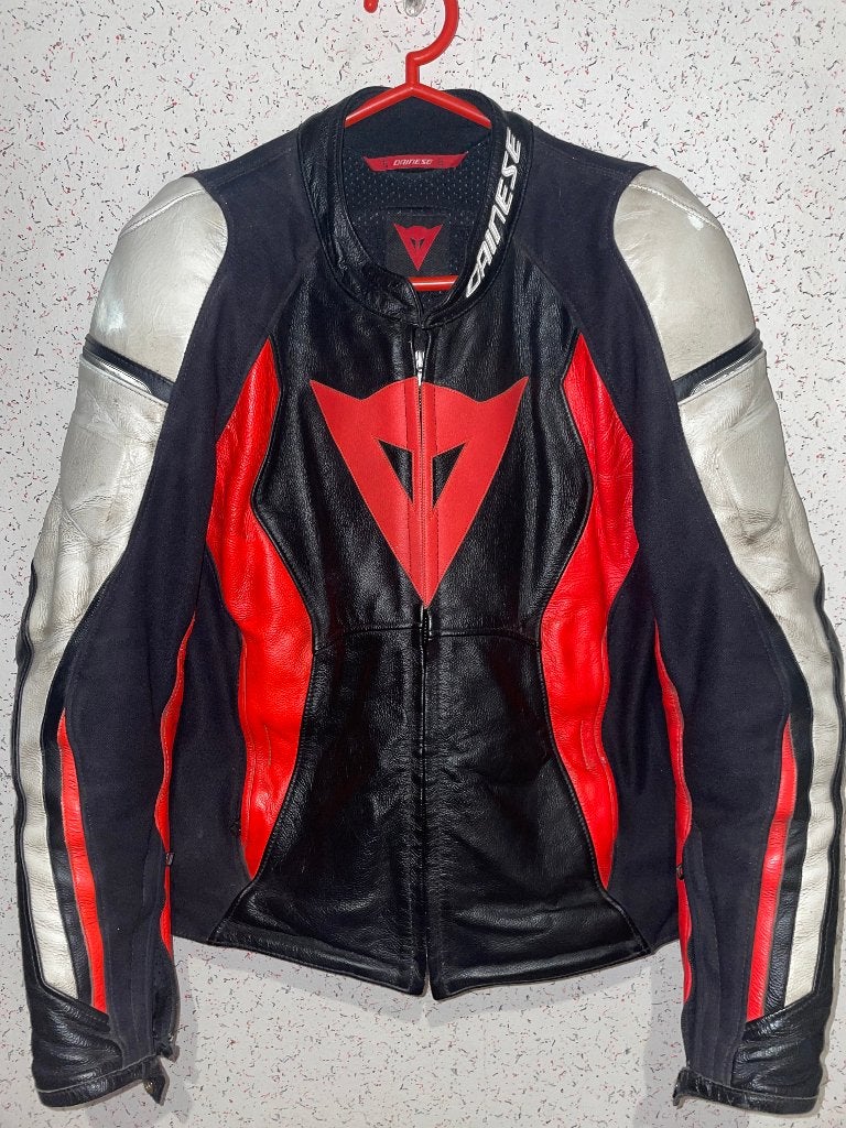 Blouson moto Dainese Avro 4, Motos, Enlèvement, Seconde main, Manteau | cuir, Dainese