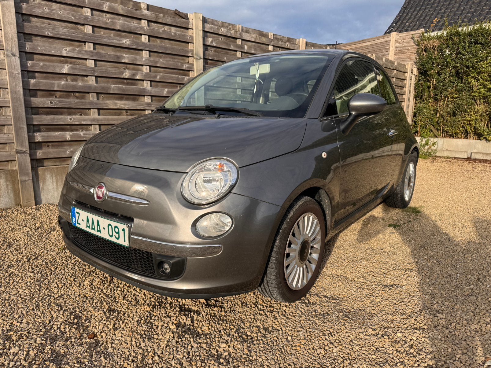Fiat 500 Lounge benzine met garantie, Bedrijf, Handgeschakeld, 3 deurs, Zilver of Grijs