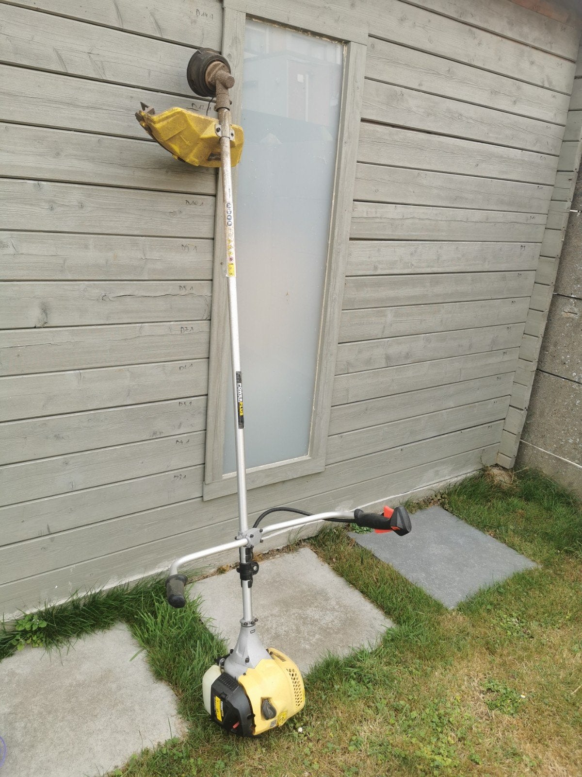Powerplus Benzine Bosmaaier / Grastrimmer (2-in-1), Ophalen, Gebruikt, Benzine, Powerplus