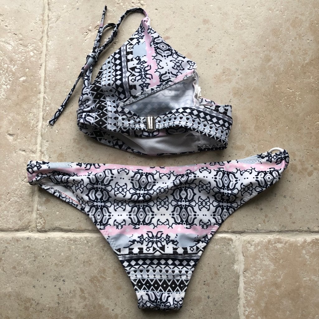 Bikini, Ophalen, Zo goed als nieuw, Bikini