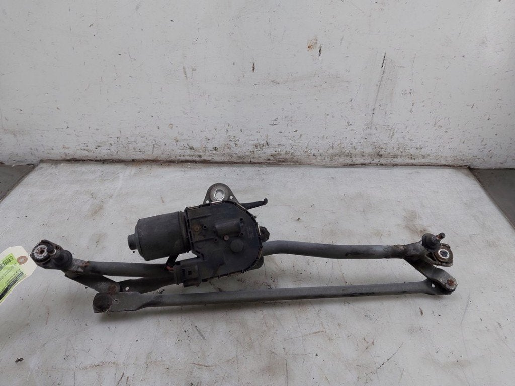 RUITENWISSER MECH + MOTOR Audi A6 Avant (C6), Robert Bosch AG, Gebruikt, Audi, Robert-Bosch-Allee 1
74232  Abstatt, DE