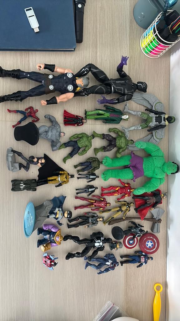 Marvel figuren, Ophalen, Zo goed als nieuw