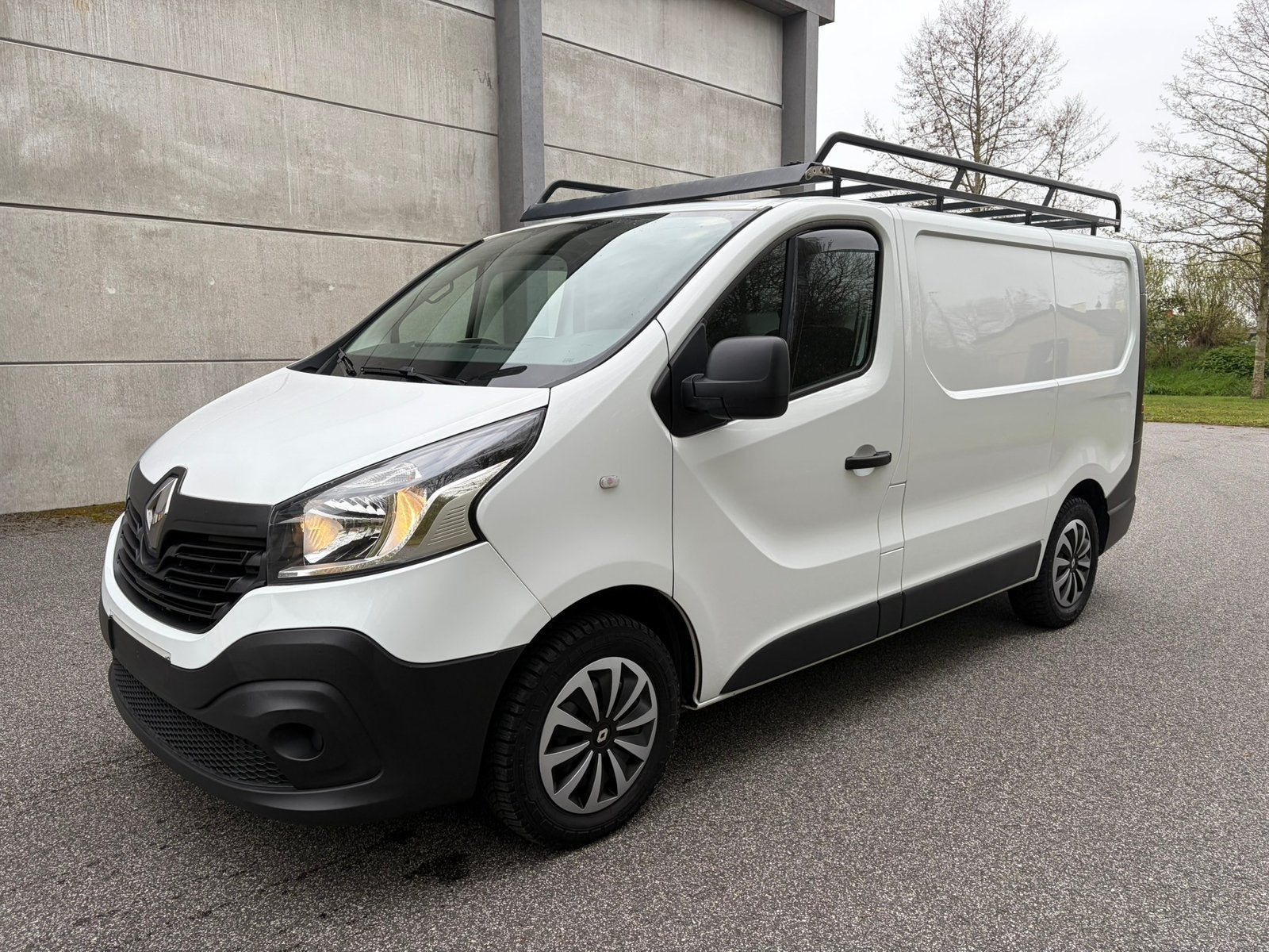 Renault Trafic CAMPER LICHTE VRACHT 1.6DCI L1/H1 124.000km, Euro 6, 3 places, 5 portes, Diesel