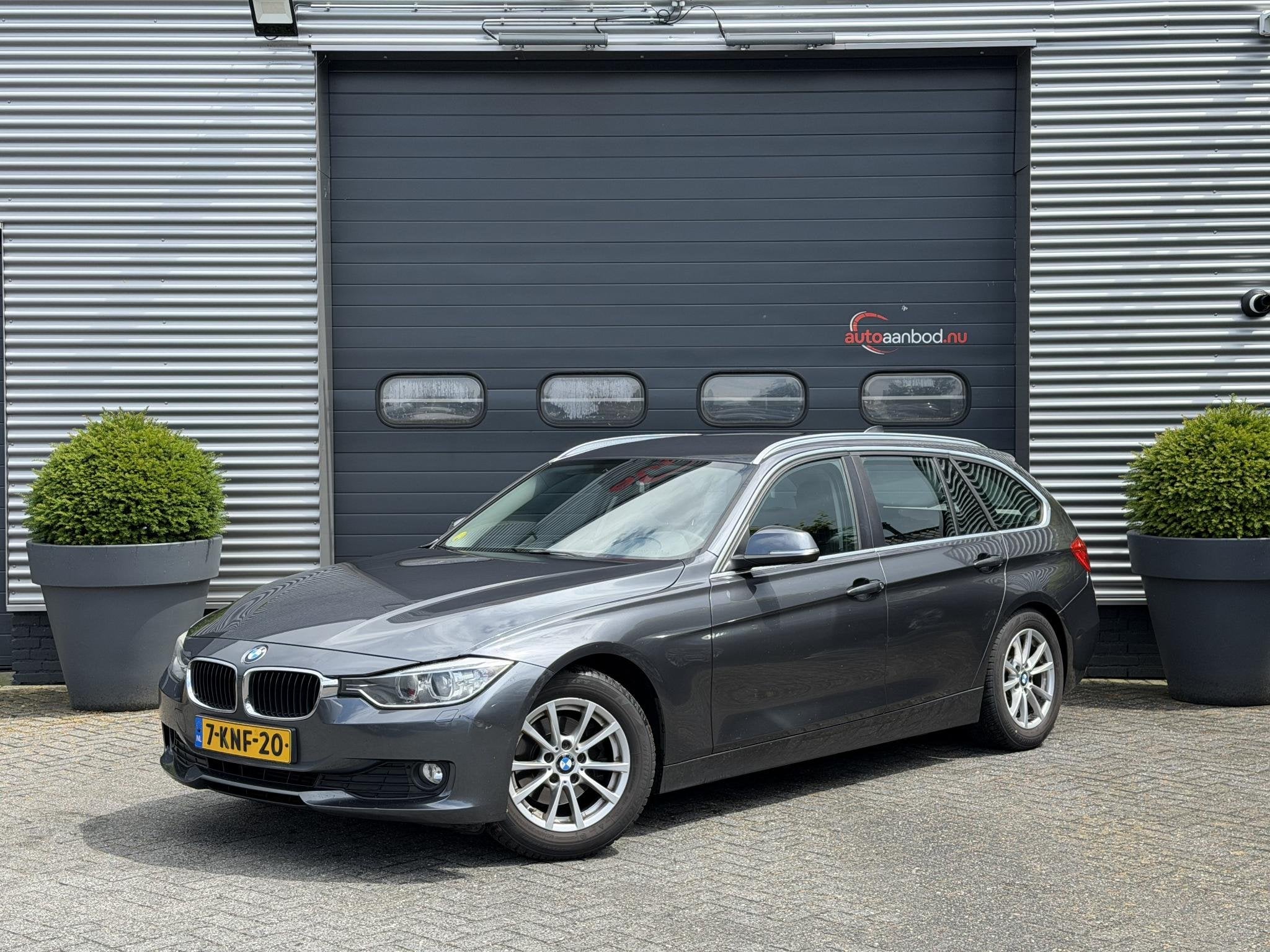 BMW 3-serie Touring 320d EfficientDynamics Edition High Exec, Automaat, Achterwielaandrijving, 4 cilinders, Automatische klimaatregeling