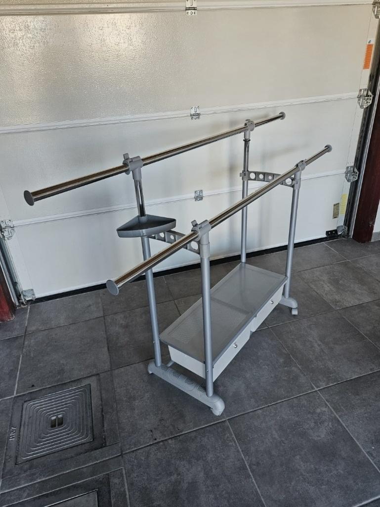 kledingrek, Huis en Inrichting, Overige Huis en Inrichting, Ophalen, Zo goed als nieuw