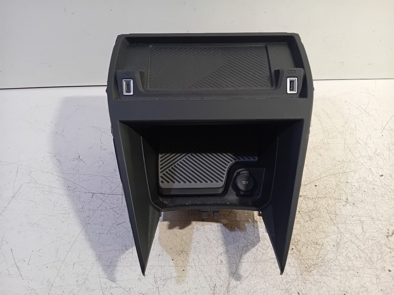 Opbergvak middenconsole Citroën C4, Onderdelen@venauto.nl, Van der Ven Autorecycling B.V., Ettenseweg 76, 4706 PB Roosendaal, The Netherlands