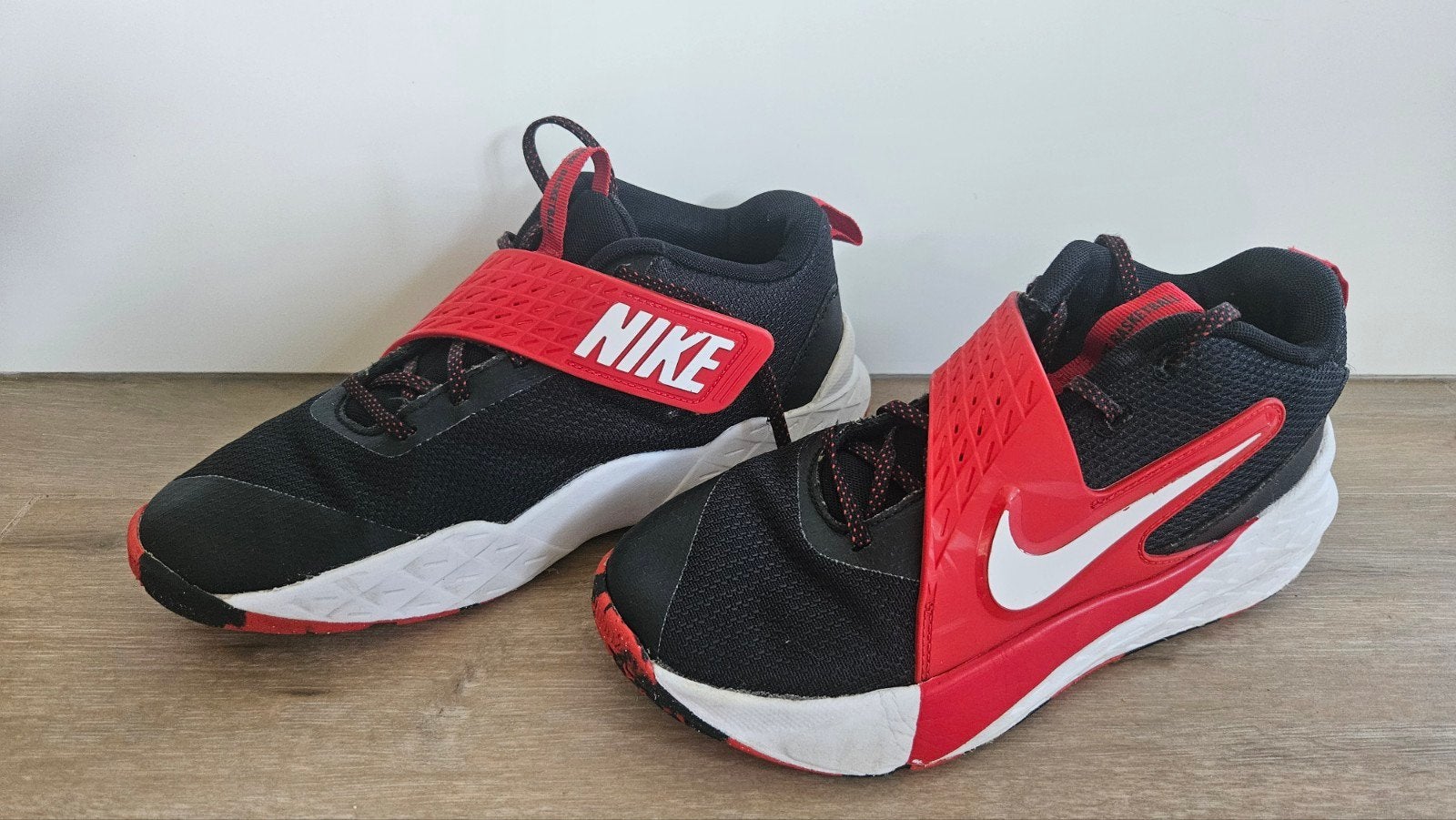 Nike basketbalschoenen 40, Sport en Fitness, Basketbal, Ophalen