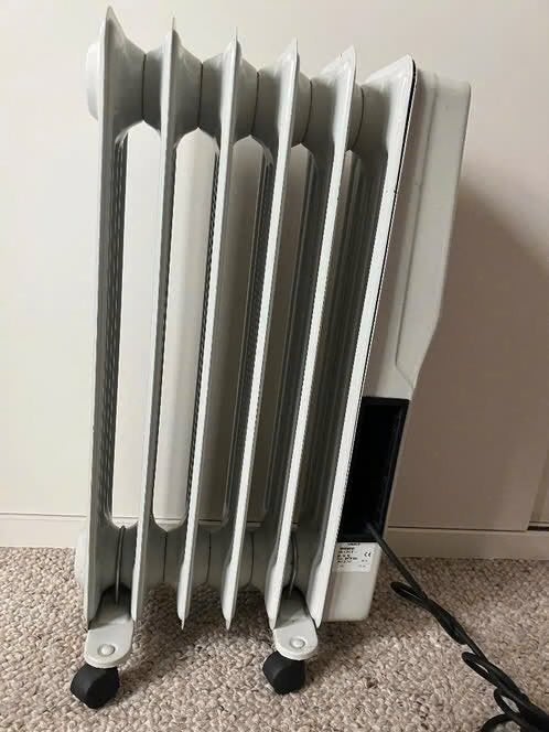 Mobiele elektrische olie radiator, Doe-het-zelf en Bouw, Verwarming en Radiatoren, Ophalen, Gebruikt, 800 watt of meer, Radiator