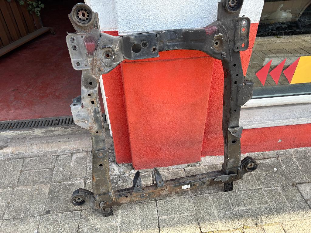 BERCEAU AVANT OPEL ZAFIRA C, RUE BRIGADE PIRON 307, Enlèvement, Utilisé, Garage_bila@yahoo.fr