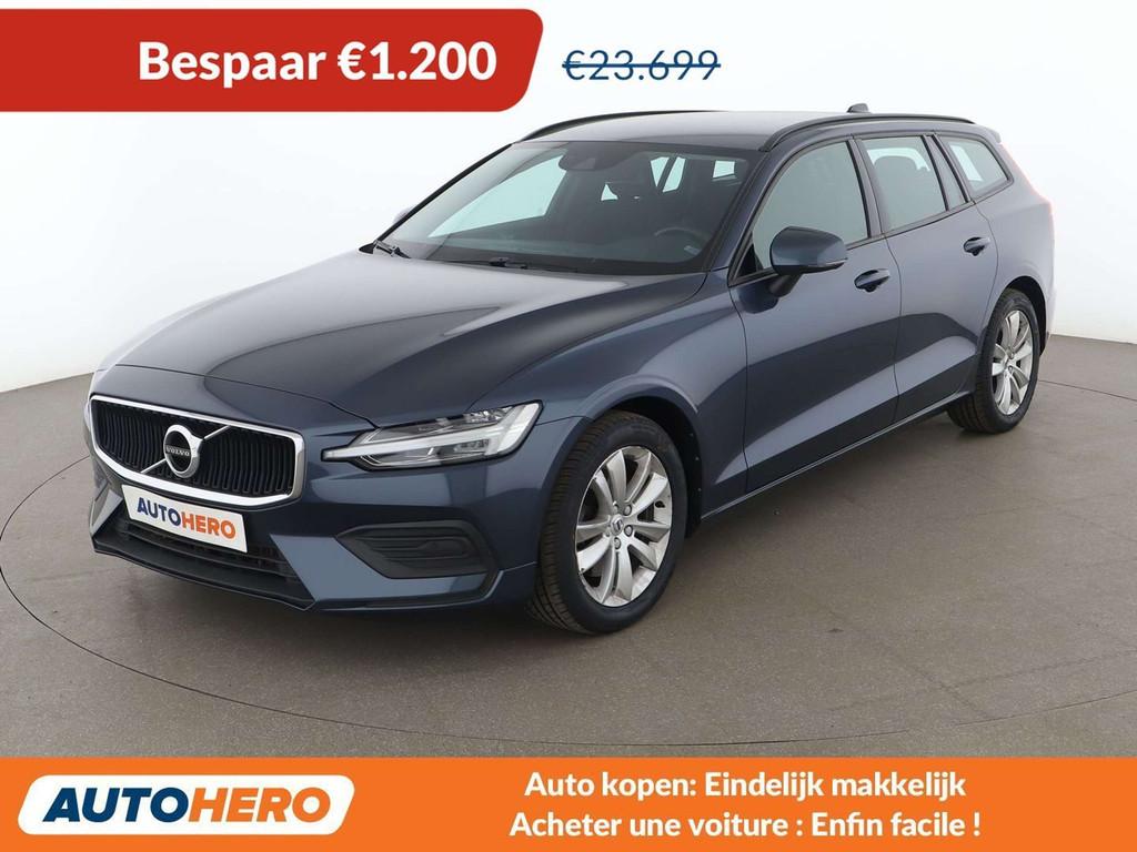 Volvo V60 2.0 B3 Mild-Hybrid Momentum Core (bj 2021), Auto's, Stof, Gebruikt, 1969 cc, Blauw