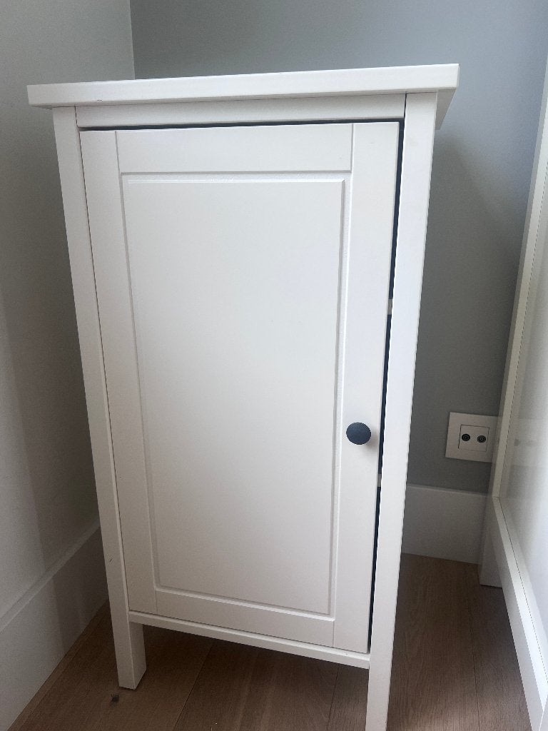 IKEA HEMNES nachtkastje wit, Huis en Inrichting, Ophalen, Minder dan 45 cm, Zo goed als nieuw, 70 cm of meer