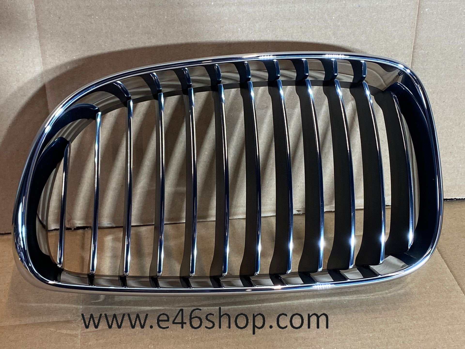 GRILLE BMW E81 E87 E82 E88 NIEUW OE 51137179655, Neuf, -, -, Enlèvement ou Envoi
