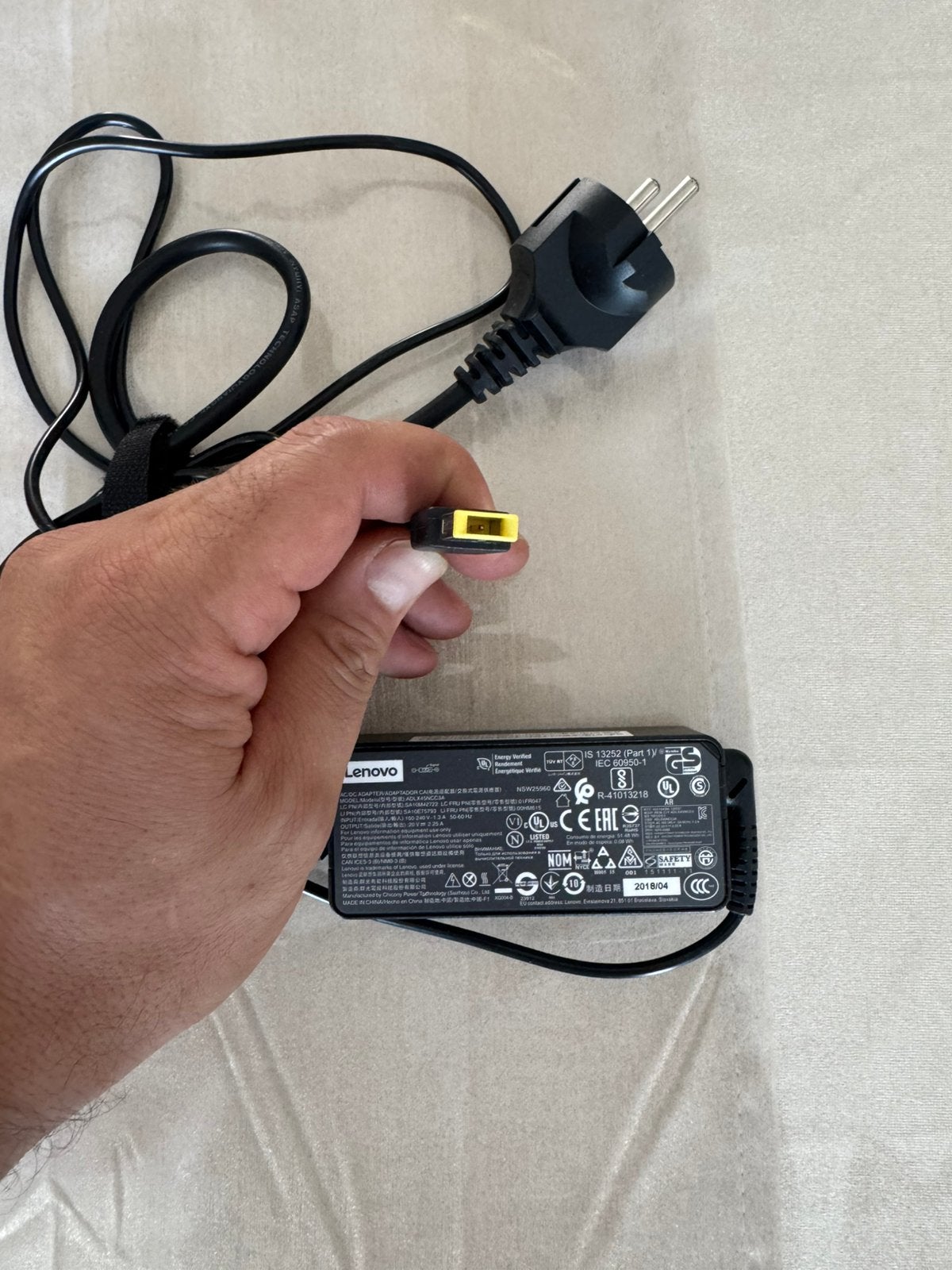 Chargeur dell lenovo, Enlèvement ou Envoi, Comme neuf