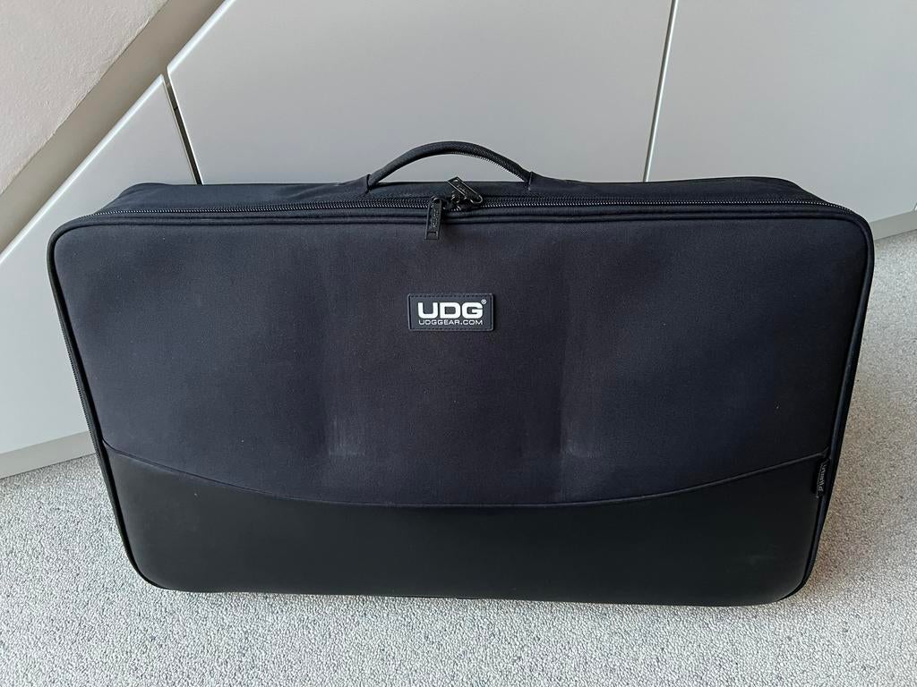Flightcase (tas), Ophalen, Zo goed als nieuw, Flightcase